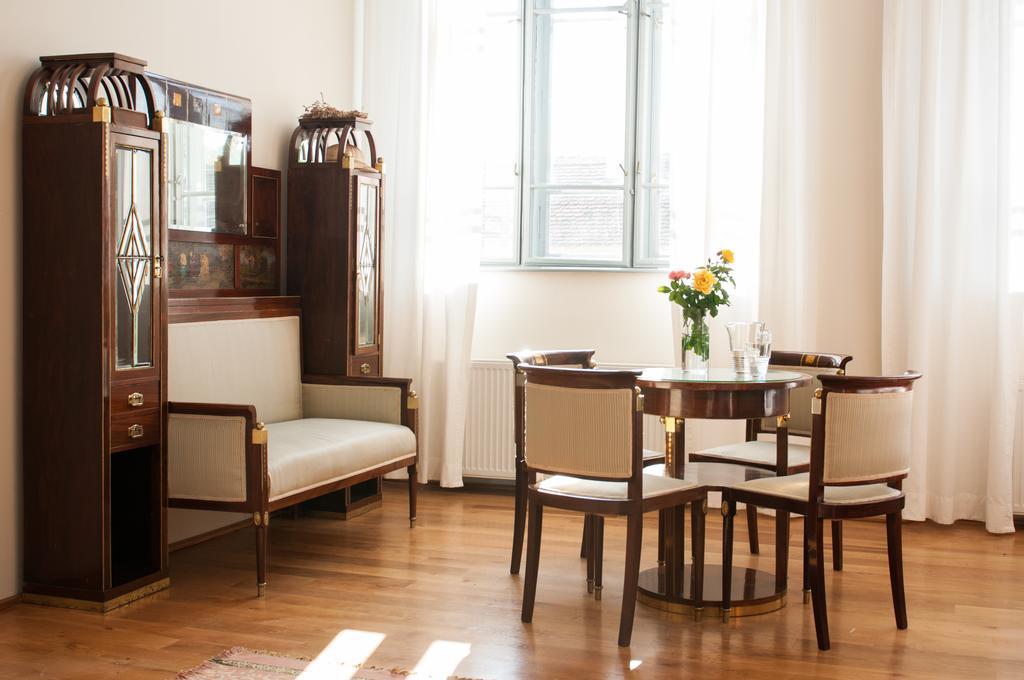 Transylvania Guesthouses Cincsor Стая снимка